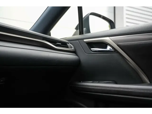 Lexus RX 450h 4WD F Sport Line 2016 Hybride Benzine 23