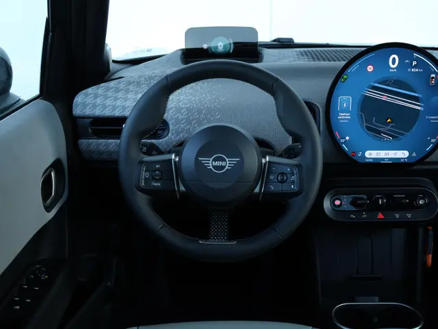 MINI 5-Deurs Mini 1.5 Cooper C Favoured L 2025 Benzine 26