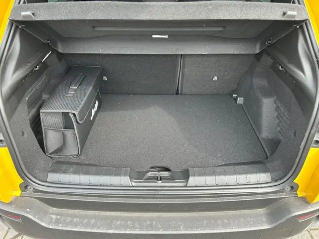 Jeep Avenger 1.2 E-HYBRID SUMMIT 2024 Hybride Benzine 9