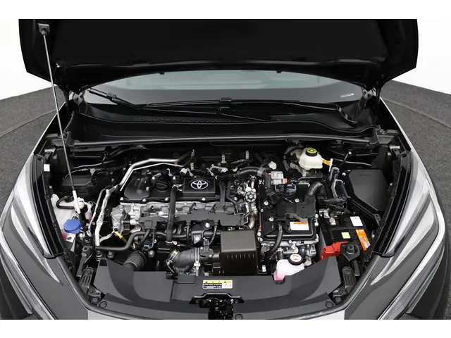 Toyota C-HR 1.8 Hybrid 140 Dynamic 2024 Hybride Benzine 33