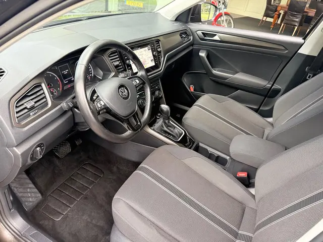 Volkswagen T-Roc 1.5 TSI Style Business 2019 Benzine 4