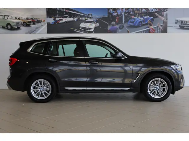 BMW X3 xDrive30e 2023 Hybride Benzine 4