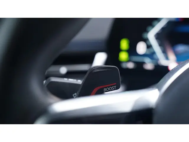 BMW iX1 xDrive30 Launch Edition 67 kWh 2024 Elektrisch 23