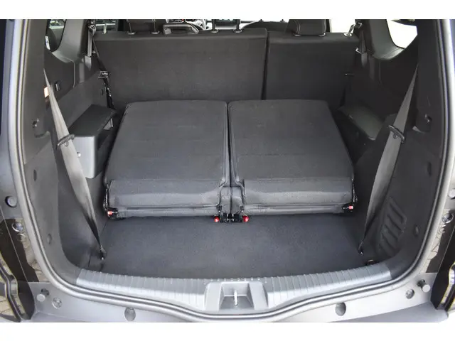 Dacia Jogger TCe 110 Expression 2023 Benzine 14