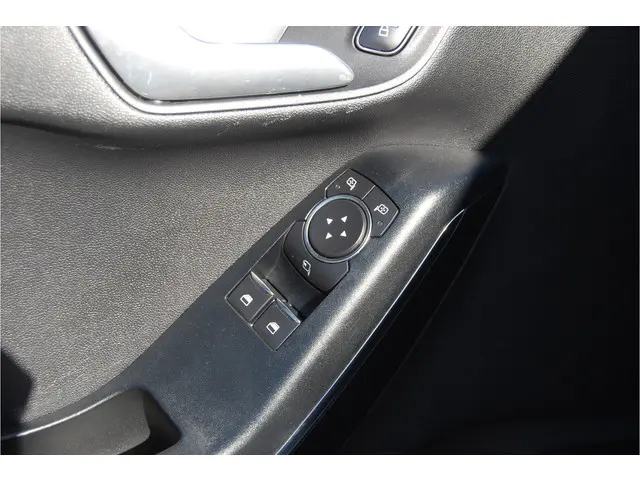 Ford Fiesta 1.0 EcoBoost 100pk ST-Line 5dr 2018 Benzine 11