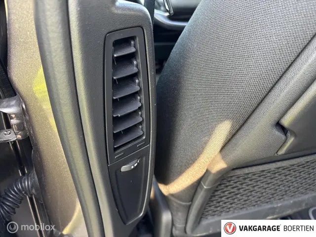 Citroën C4 Picasso 1.6 e-THP Exclusive 2015 Benzine 23