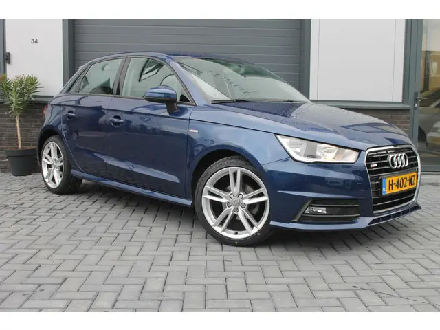 Audi A1 Sportback 1.0 TFSI Advance Sport 2018 Benzine 8