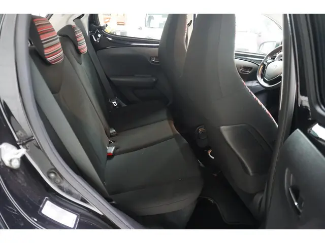 Citroën C1 1.0 VTi Shine / Camera / Airco / 2019 Benzine 32