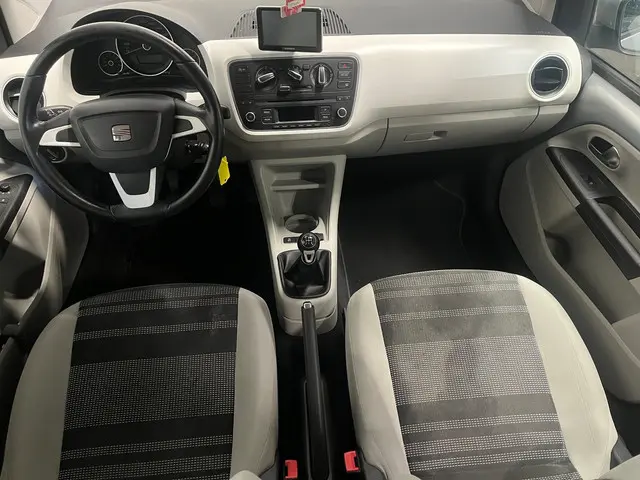 SEAT Mii 1.0 Chill Out - Airco - Navi - LM Velgen 2013 Benzine 9