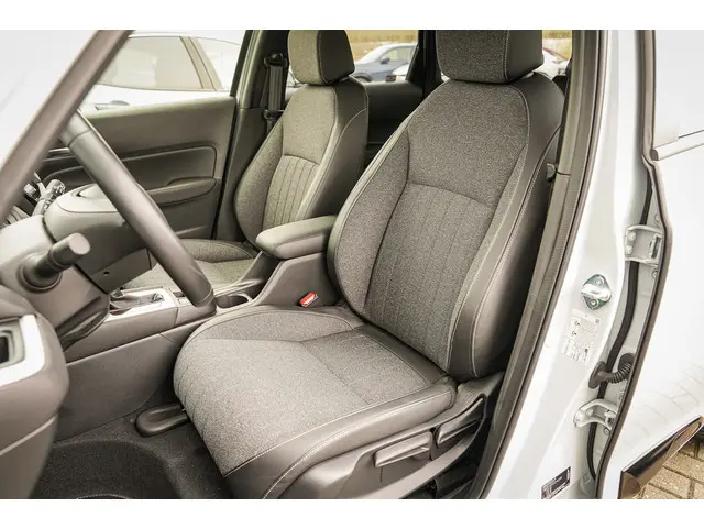 Honda Jazz 1.5i e:HEV ADVANCE 2024 Hybride Benzine 8