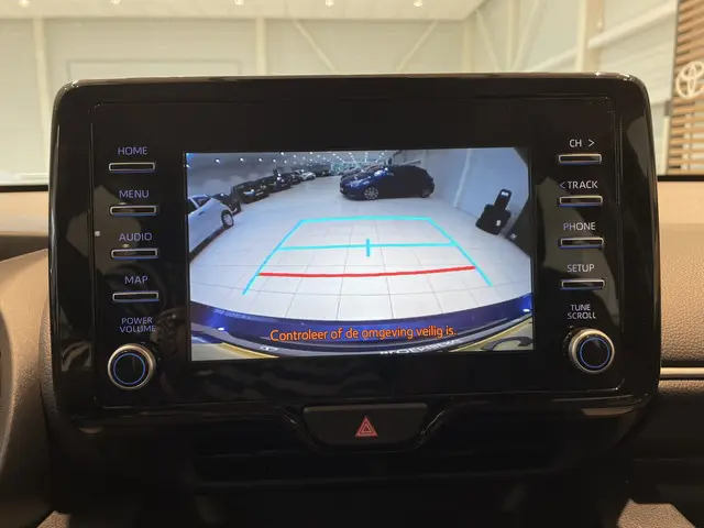 Toyota Yaris 1.5 Hybrid Dynamic 2023 Hybride Benzine 9