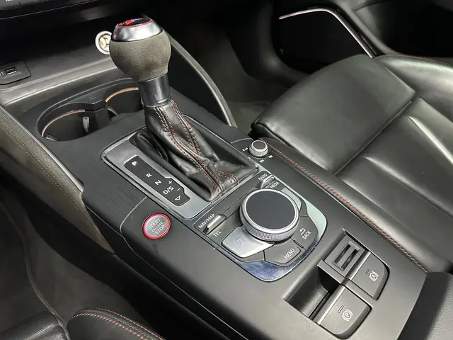 Audi RS3 Sportback 2.5 TFSI Quattro PANO 2019 Benzine 15