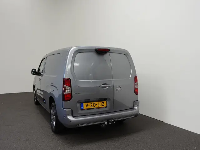 Opel Combo 1.5 BlueHDi 130 S&S L2 2024 Diesel 4