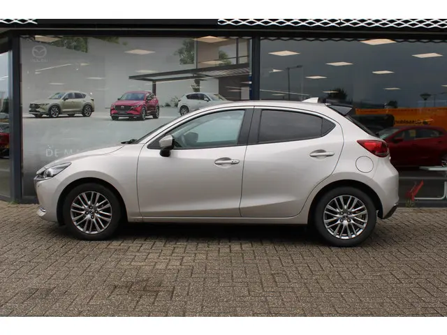 Mazda 2 1.5 Skyactiv-G Luxury 2023 Benzine 10
