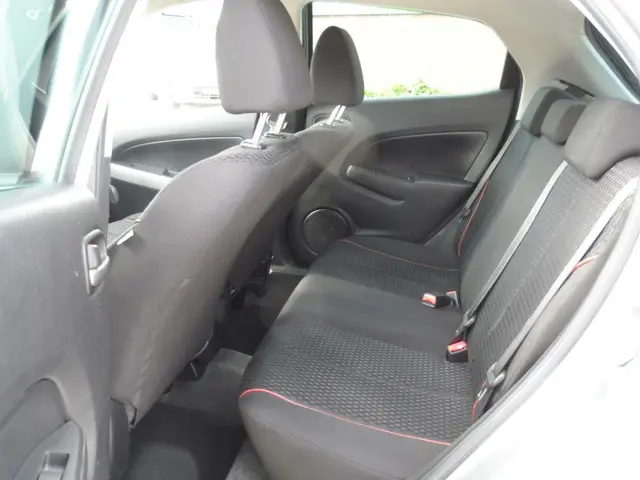 Mazda 2 1.3 TS Plus 2012 Benzine 13