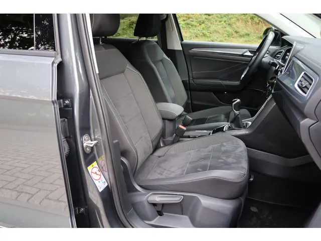 Volkswagen T-Roc 1.0 TSI Life Business 2023 Benzine 15