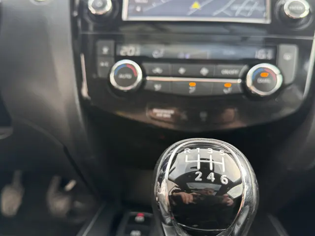 Nissan X-Trail 1.6 DIG-T Tekna 2017 Benzine 38