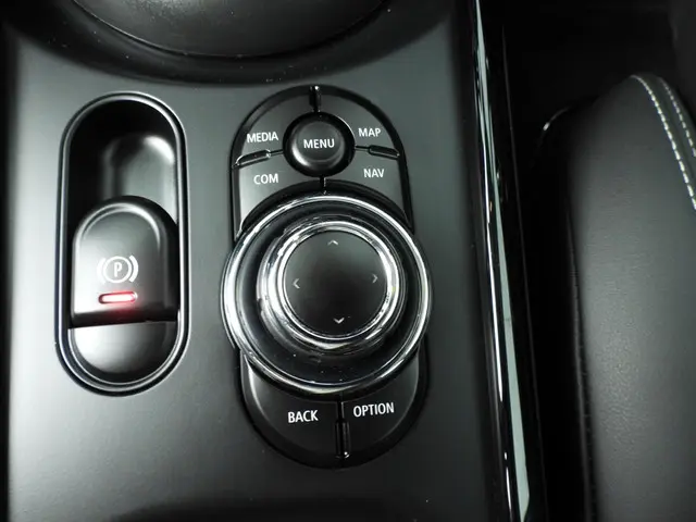 MINI Clubman Cooper 2021 Benzine 23