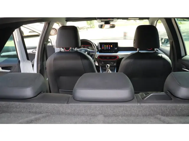 SEAT Arona 1.0 TSI FR Business Connect 2023 Benzine 14