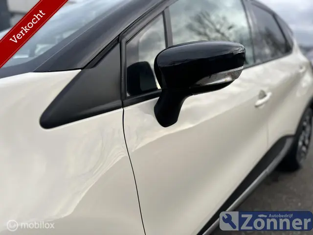 Renault Captur 0.9 TCe Helly Hansen 2014 Benzine 14