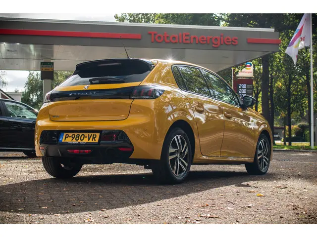 Peugeot 208 1.5 BlueHDi Allure Pack 2022 Diesel 29