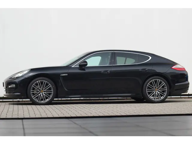 Porsche Panamera 4.8 S 2012 Benzine 7