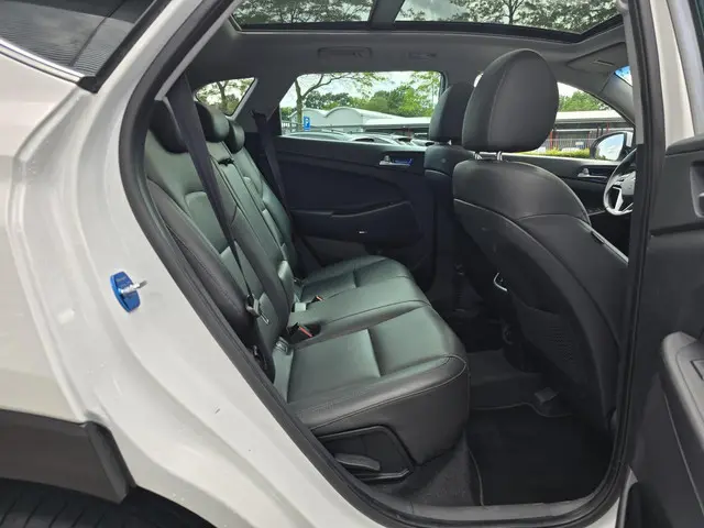 Hyundai Tucson 1.6 T-GDI Premium AUT/trekhaak 2019 Benzine 37