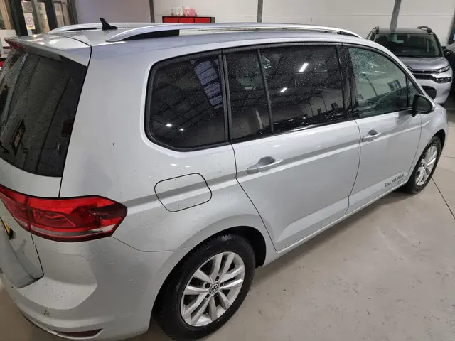 Volkswagen Touran 1.4 TSI Connected Series 2017 Benzine 10