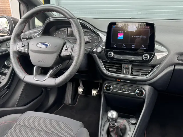 Ford Fiesta 1.0 ECOBOOST ST-LINE 2021 Benzine 8