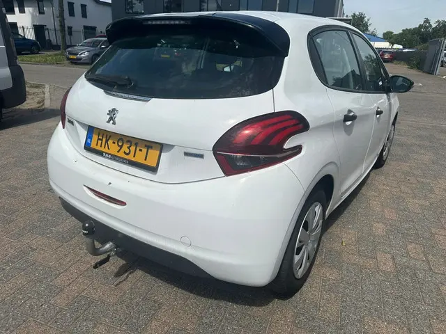 Peugeot 208 1.6 BlueHDi Access 2015 Diesel 3