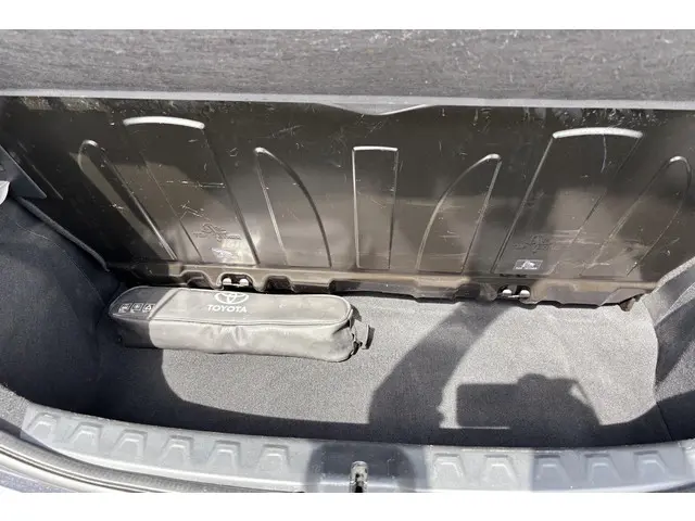 Toyota Aygo 1.0 VVT-i x-fun, Bluetooth, Airco 2021 Benzine 29