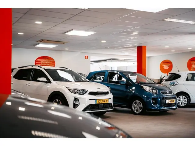 Kia Niro 1.6 GDI HYBRID DYNAMICLINE 2020 Hybride Benzine 31