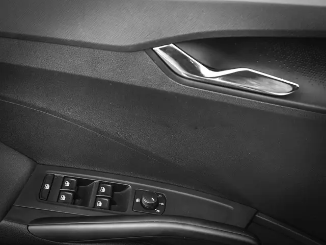 Škoda Fabia 1.0 TSI 110pk DSG Ambition 2023 Benzine 11