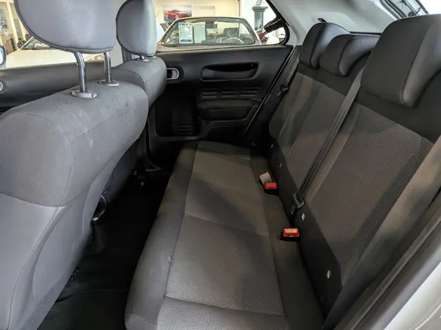 Citroën C4 Cactus 1.2 PureTech Business 2015 Benzine 7