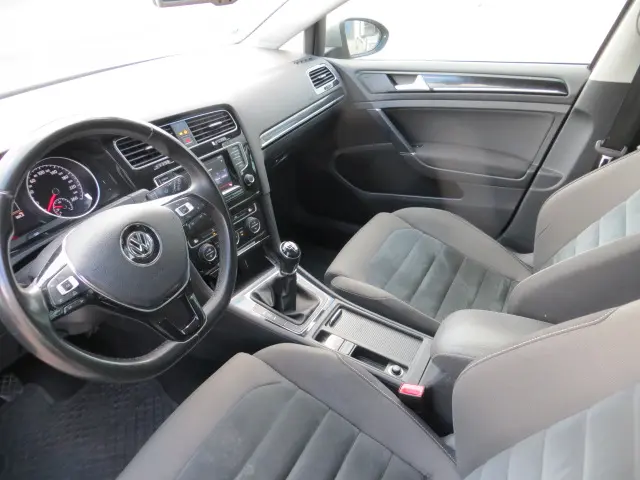 Volkswagen Golf 2
