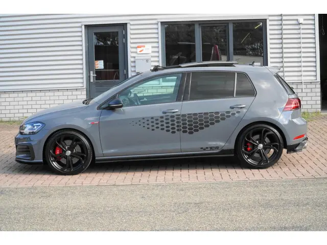 Volkswagen Golf 2.0 TSI GTI TCR PANO 2019 Benzine 20