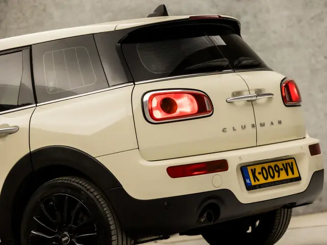 MINI Clubman Mini 1.5 One Pepper Sport 2017 Benzine 13