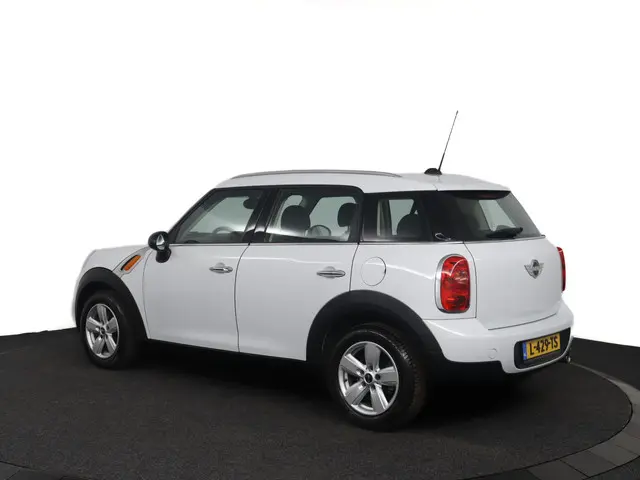 MINI Countryman Mini 1.6 D One Pepper 2016 Diesel 7