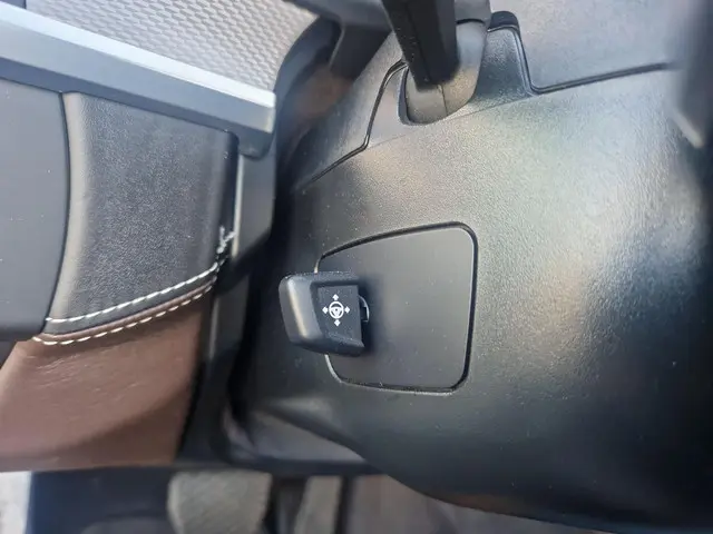 BMW 6 Serie Cabrio 650xi High Executive 2013 Benzine 40