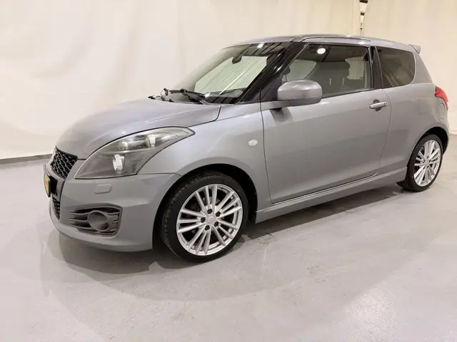 Suzuki Swift 1.6 Sport Clima/Navi 2016 Benzine 37