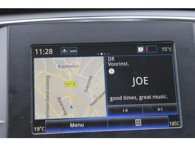Renault Mégane Estate 1.3 TCe Limited 140 pk 2020 Benzine 22