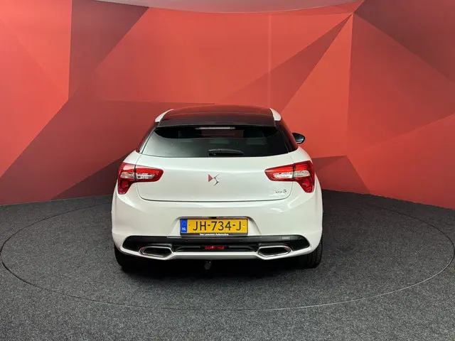 DS DS 5 1.6 THP Business Executive 2016 Benzine 13