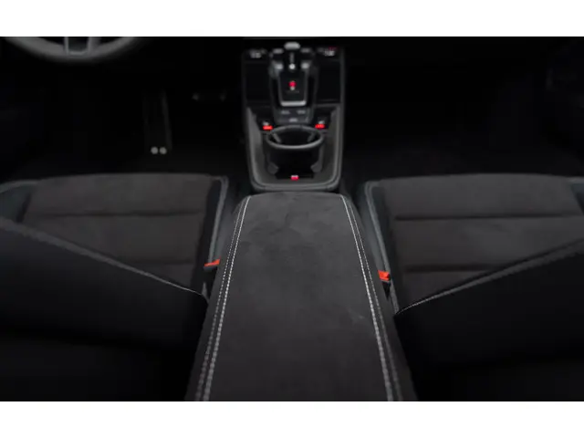 Porsche 911 3.0 Carrera GTS 2022 Benzine 82