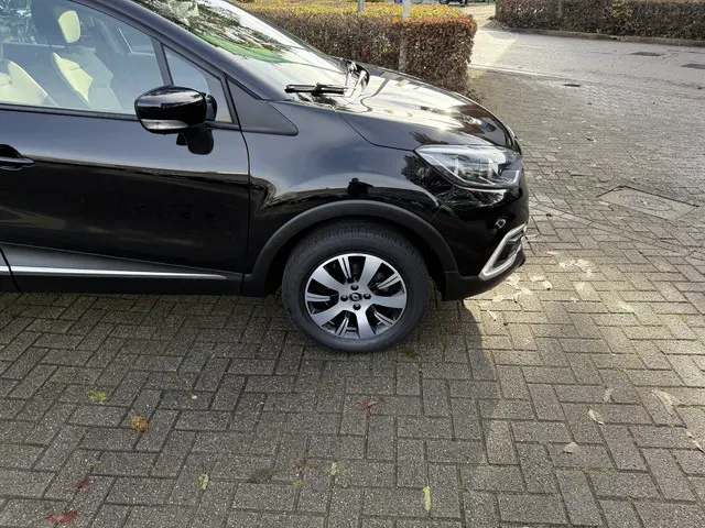 Renault Captur 0.9 TCe Zen 2017 Benzine 8