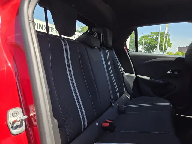 Opel Corsa 1.2 Turbo GS stoelverwarming 2024 Benzine 19