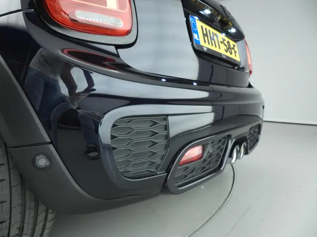MINI 3-Deurs John Cooper Works 2021 Benzine 40