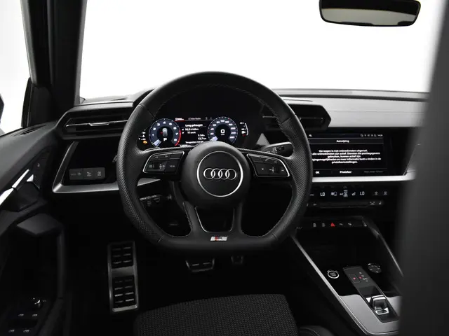 Audi A3 Sportback 35 TFSI S edition 2024 Benzine 18