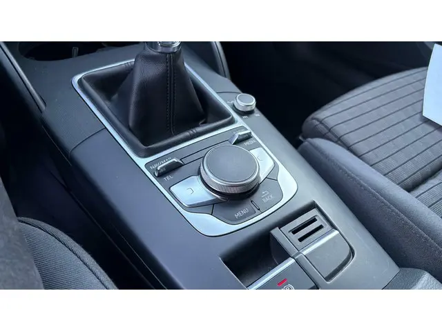 Audi A3 Sportback 1.0 TFSI Sport Pro Line 2017 Benzine 13