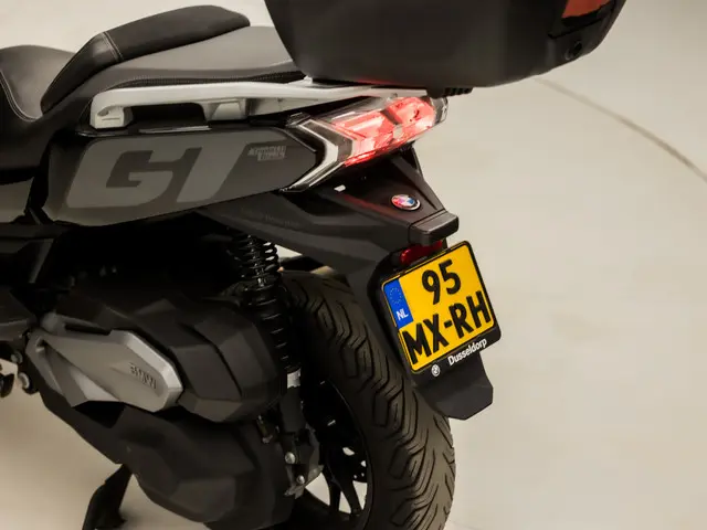 BMW C 400 GT Triple Black 2025 Benzine 8