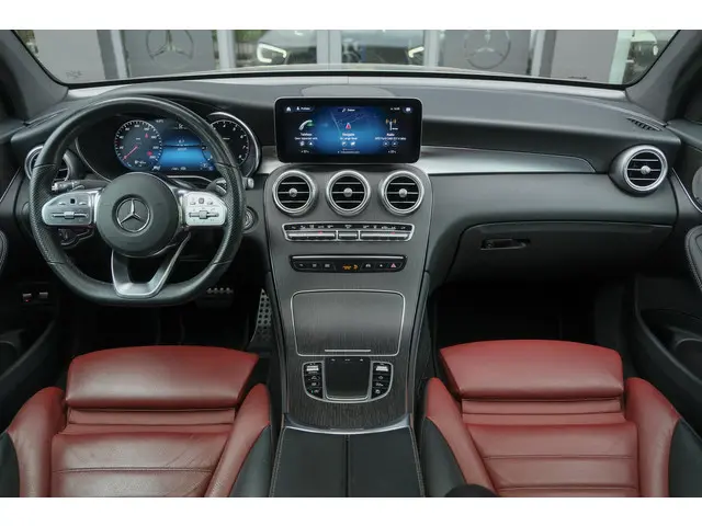 Mercedes-Benz GLC Coupé GLC200 AMG 197pk 2019 Benzine 3